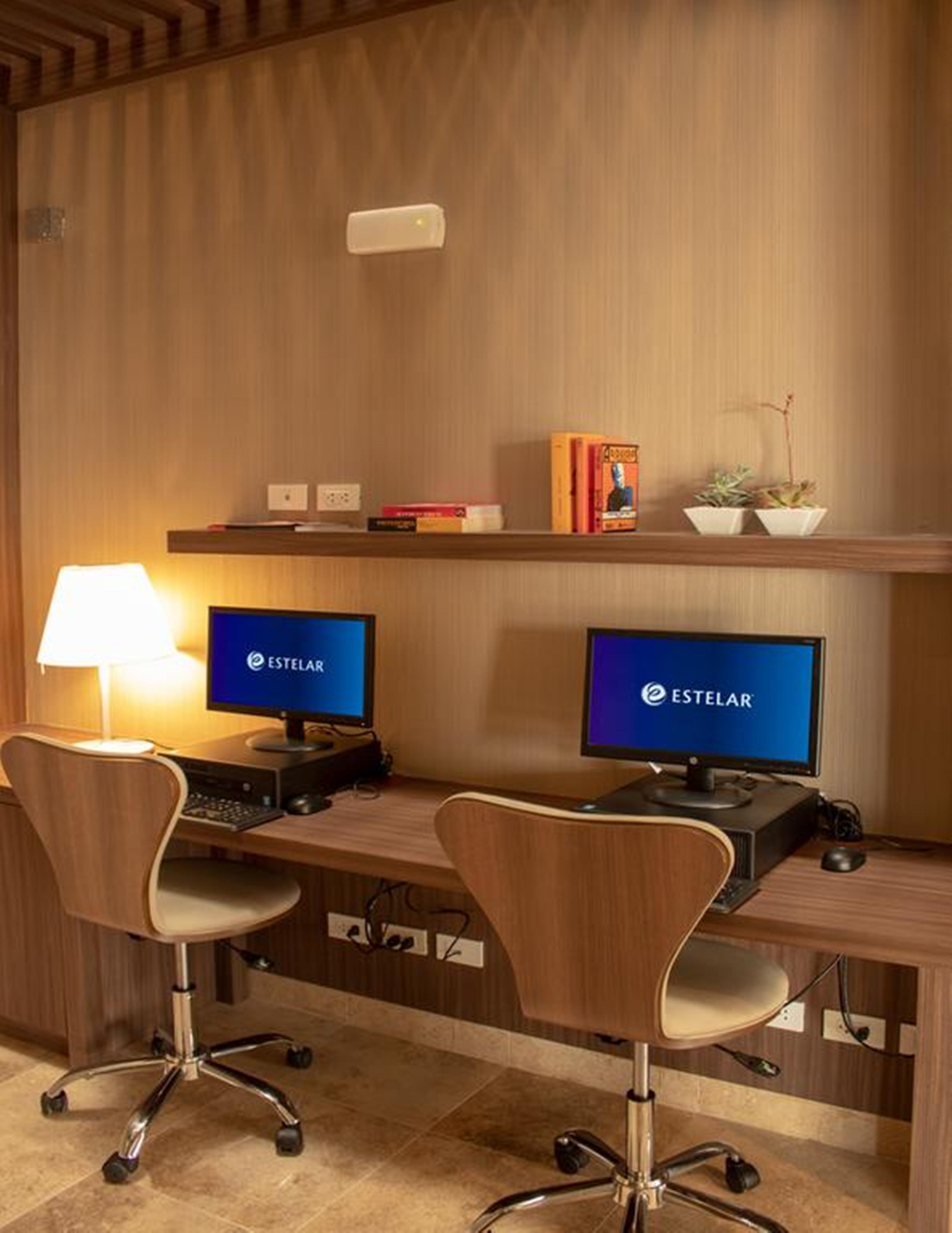 Hotel Estelar San Isidro Lima Bagian luar foto